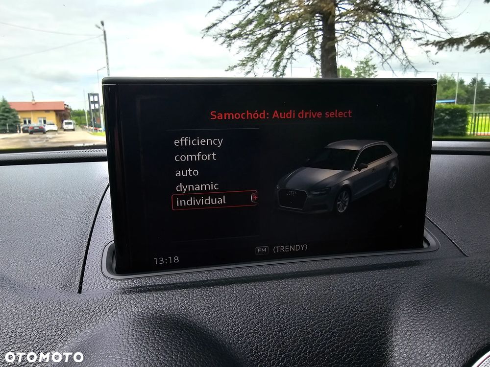 Audi A3 Sportback 2.0 TDI Ambiente - 27