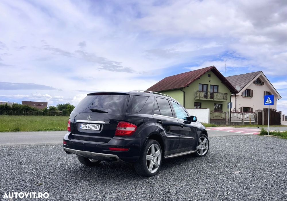 Mercedes-Benz ML - 14