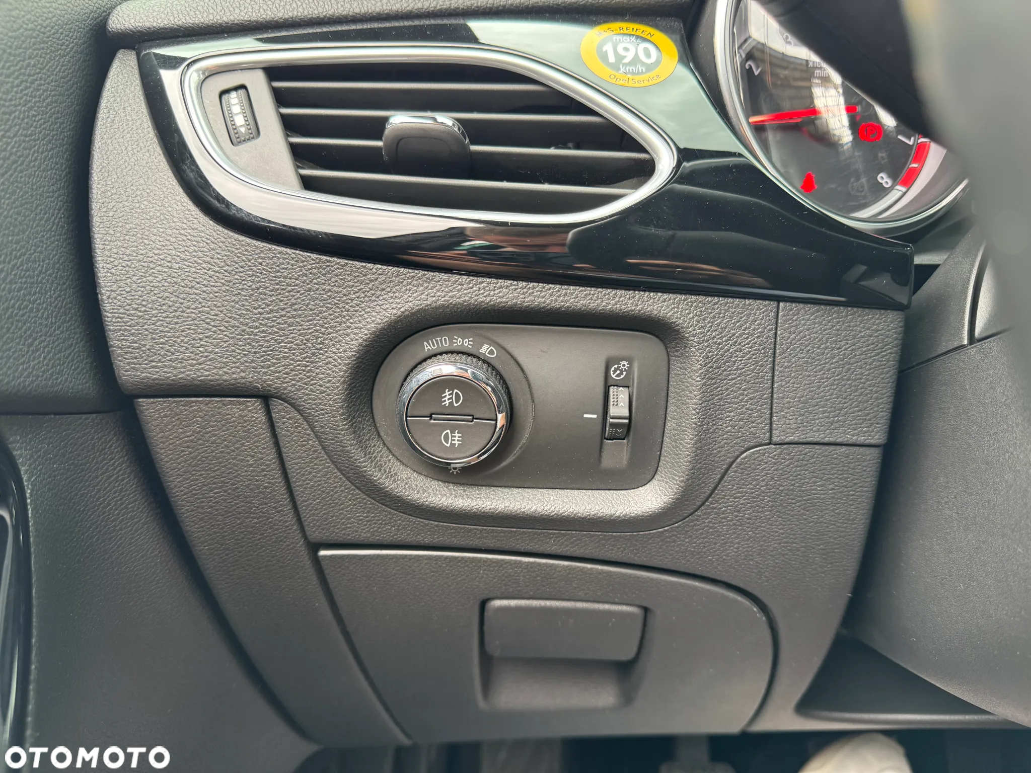 Opel Astra 1.4 Turbo Sports Tourer Dynamic - 24
