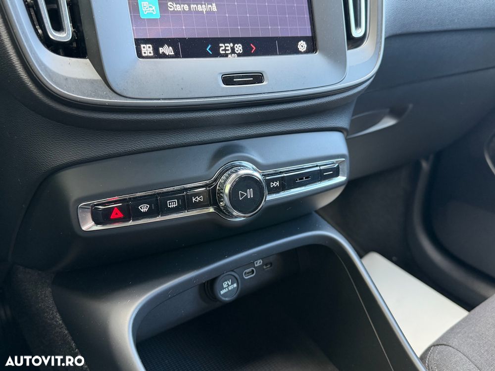 Volvo XC 40 B3 AT FWD MHEV Core - 22