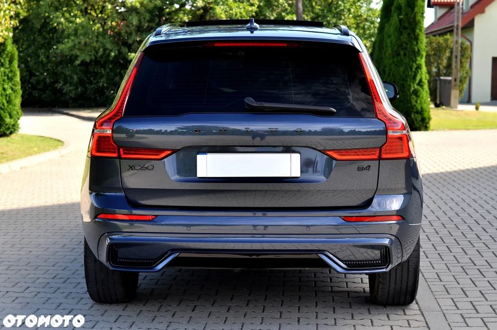 Volvo XC 60 B4 D Geartronic RDesign - 11