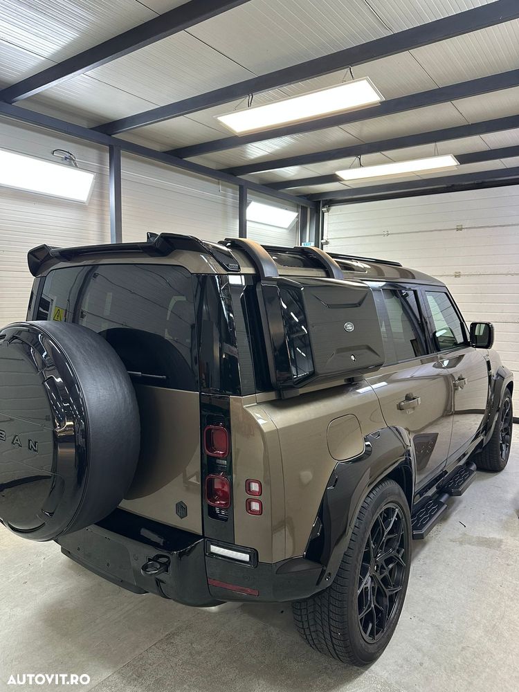 Land Rover Defender 110 3.0D 250 MHEV Hard Top X-Dynamic SE - 3