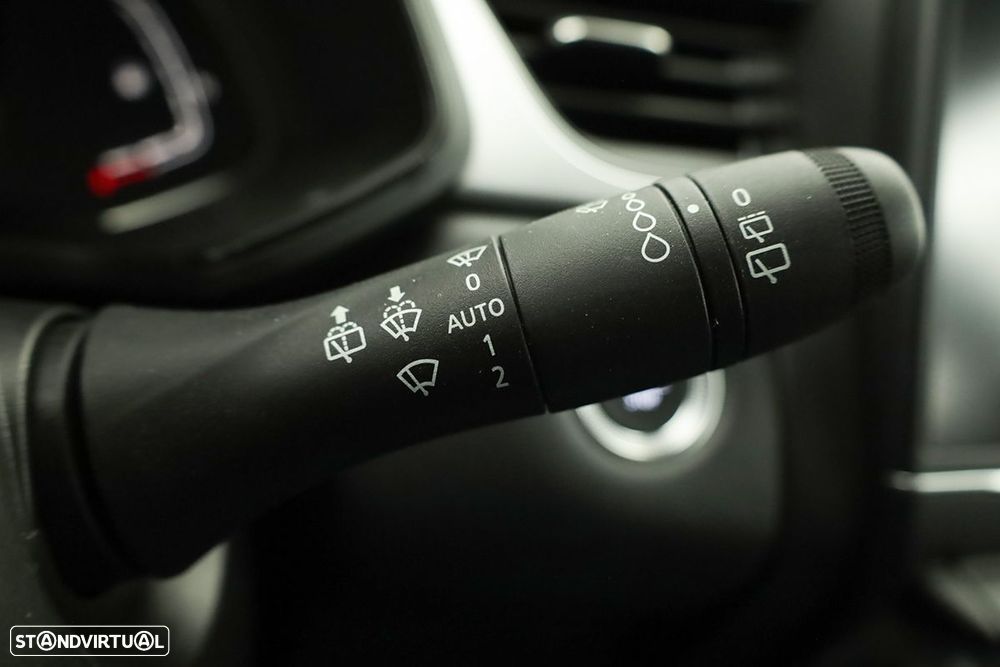 Renault Captur 1.0 TCe Techno Bi-Fuel - 17