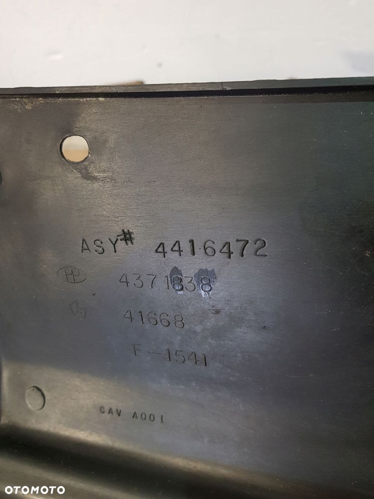 podszybie plastikowe 4416472 chrysler le baron 94 3.0b - 8