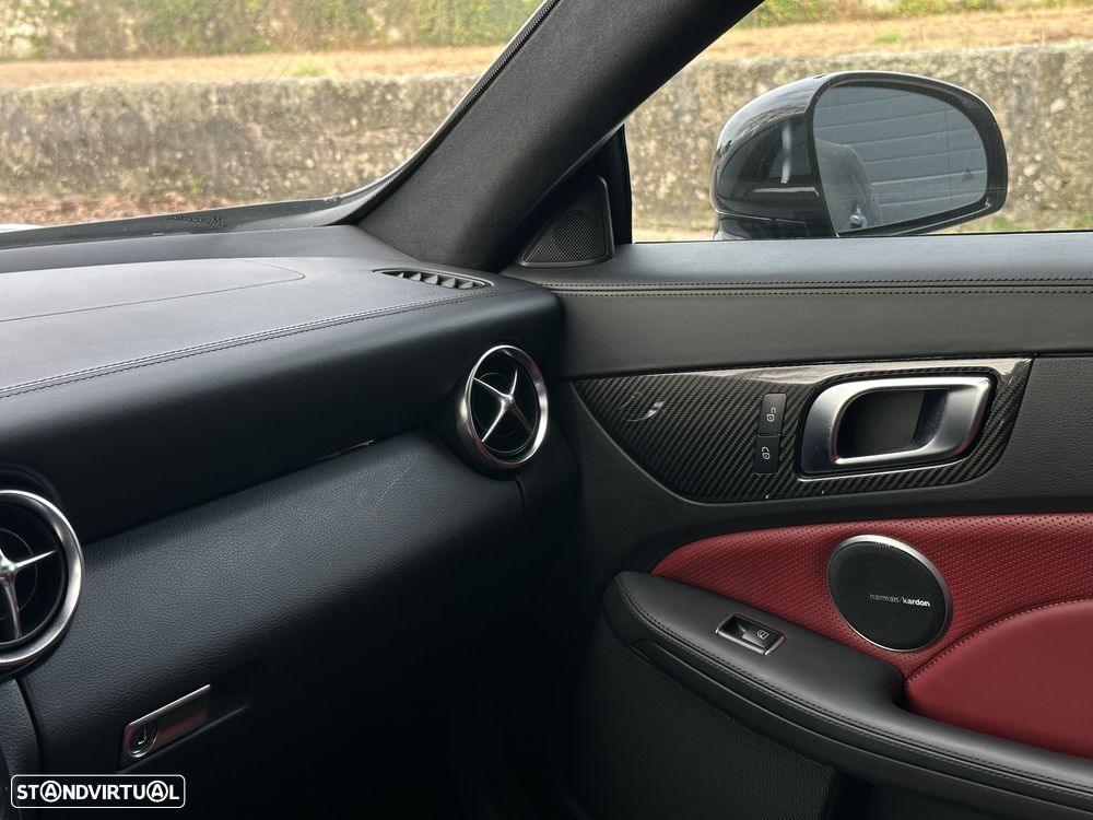 Mercedes-Benz SLC 43 AMG 9G-TRONIC RedArt Edition - 24