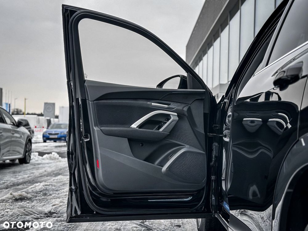 Audi Q5 Sportback - 16