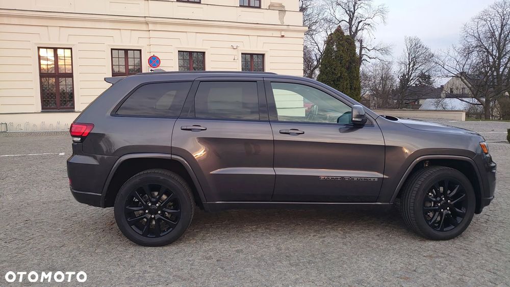 Jeep Grand Cherokee - 3