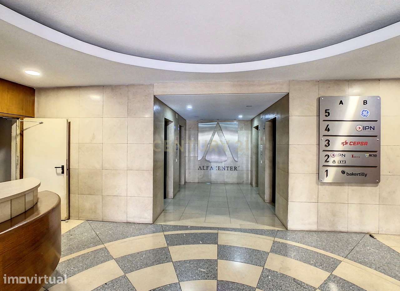 Escritório com 849 m2 na Av. Columbano Bordalo Pinheiro, Lisboa - Grande imagem: 5/25
