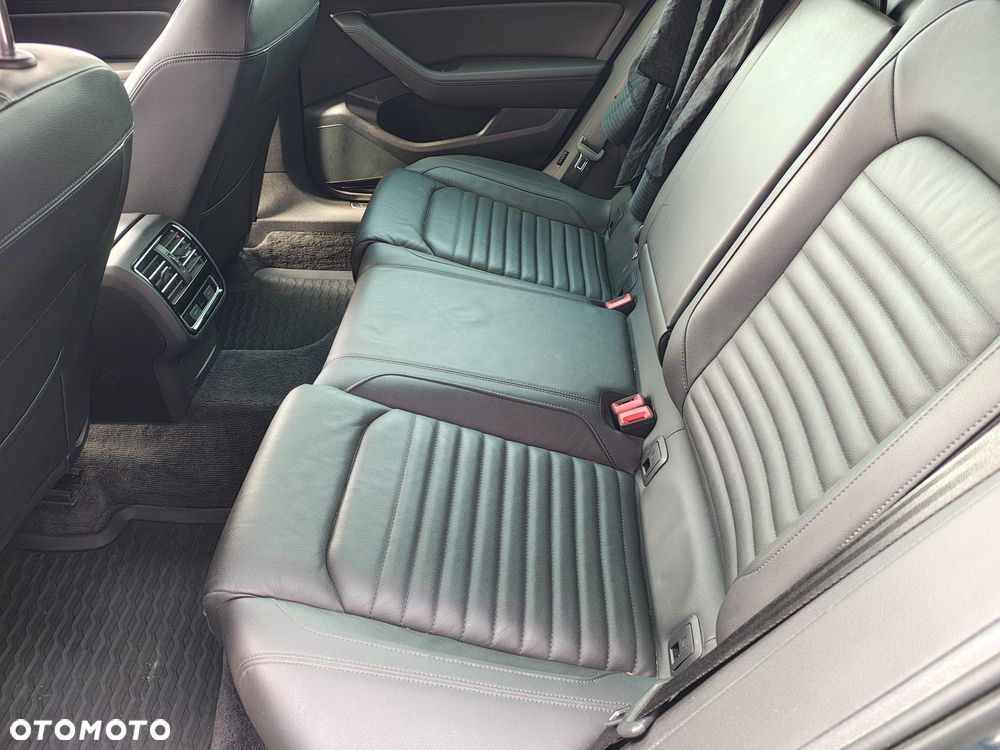 Volkswagen Passat Alltrack 2.0 TDI Bi-Turbo SCR 4Mot DSG - 8