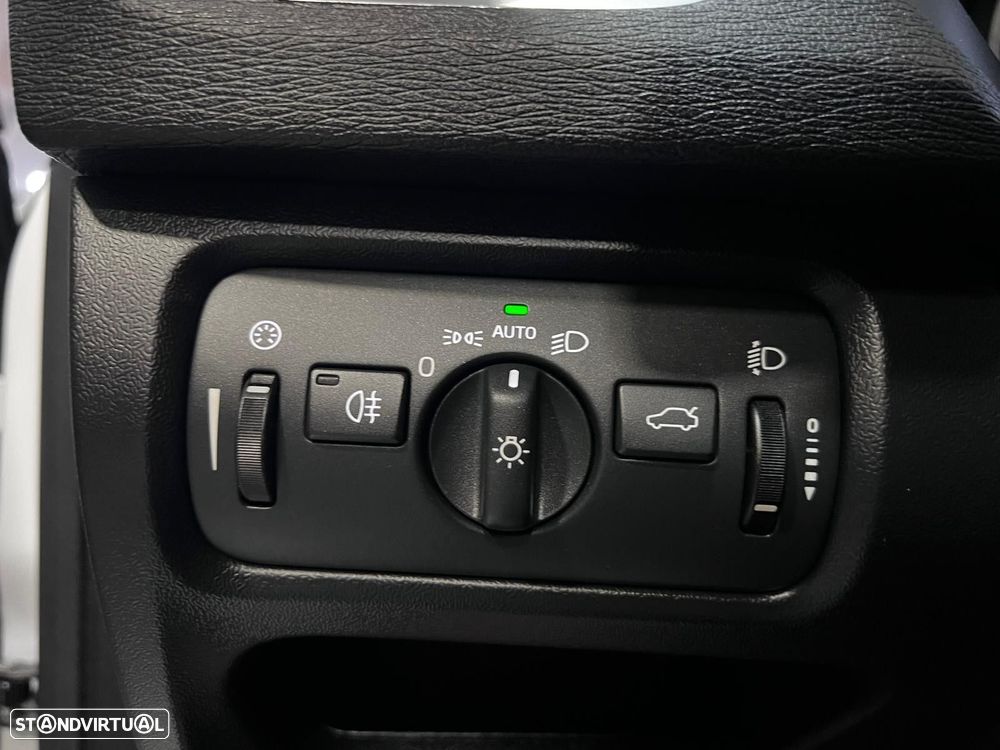 Volvo V40 1.6 D2 Kinetic Eco - 17