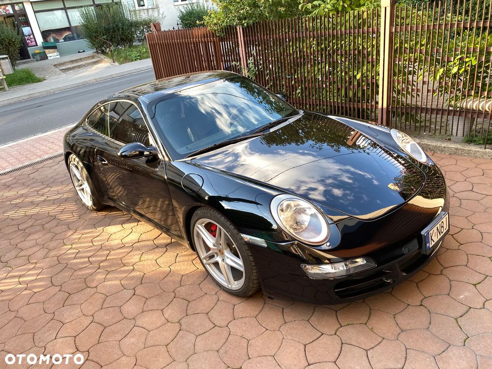 Porsche 911 Carrera S - 4