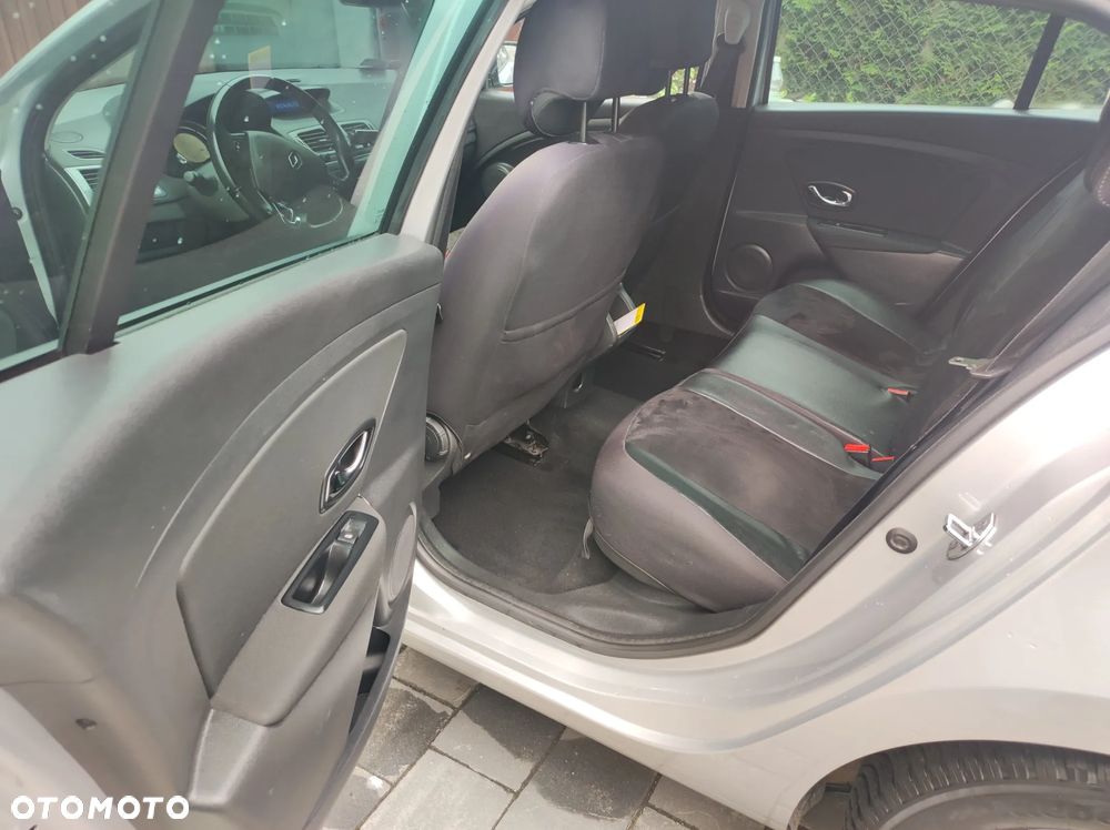 Renault Megane 1.5 dCi Business - 9