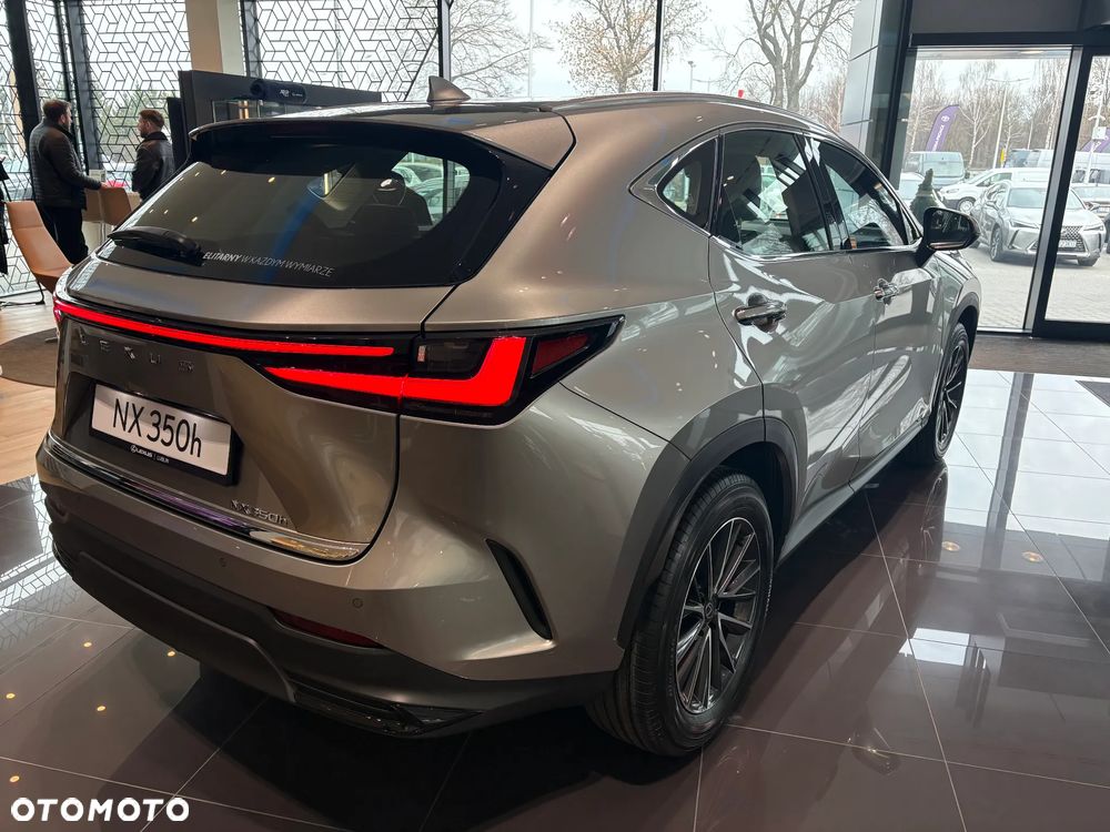 Lexus NX 350h Elegance 2WD - 2