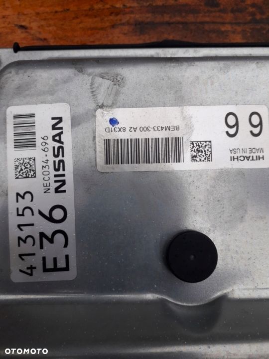Nissan Frontier sterownik silnika 4.0L - 2
