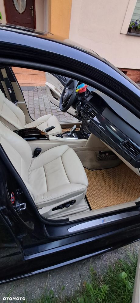 BMW Seria 5 525d xDrive Edition Exclusive - 26