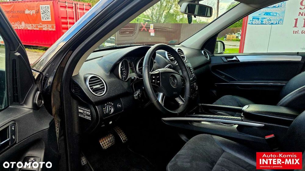 Mercedes-Benz ML - 21