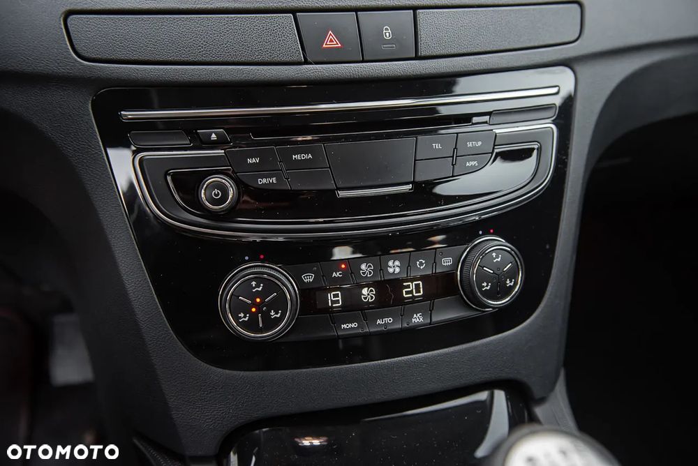 Peugeot 508 2.0 BlueHDi Allure S&S - 23