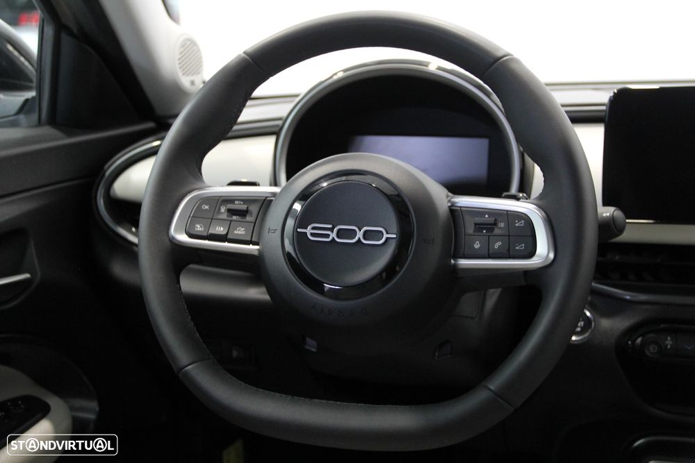 Fiat 600 1.2 Hybrid La Prima - 12