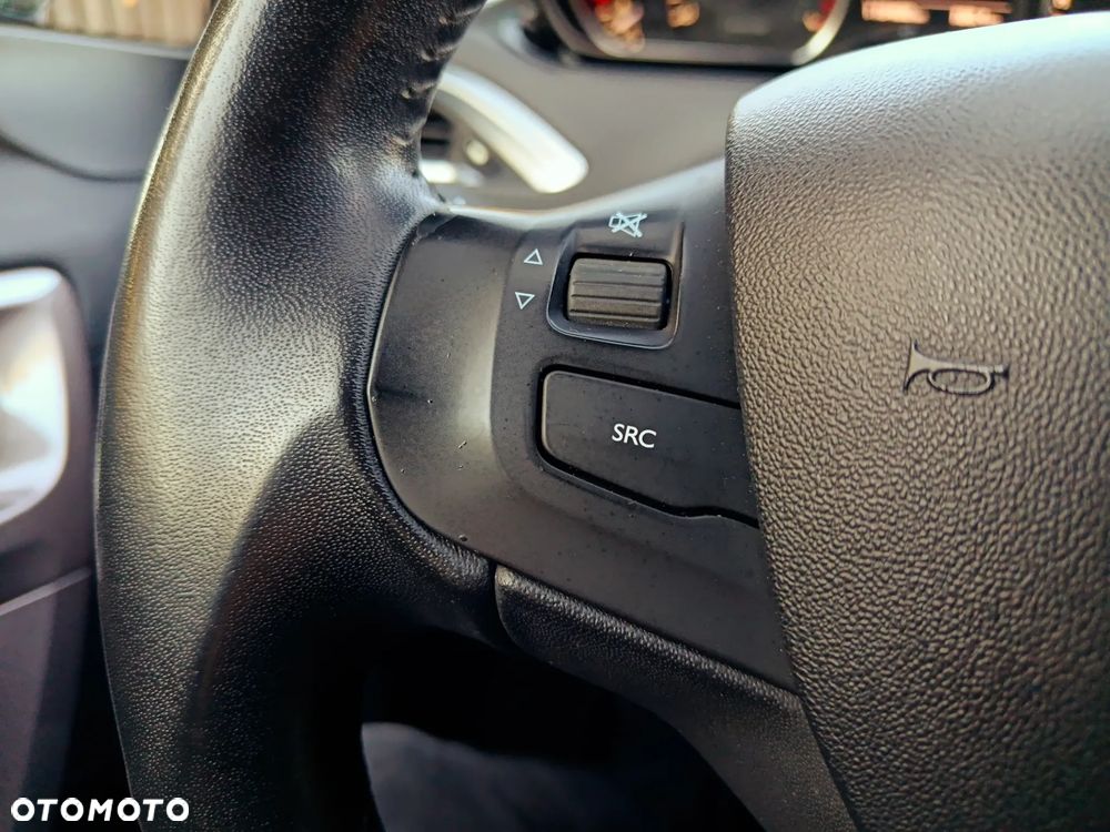 Peugeot 2008 - 16