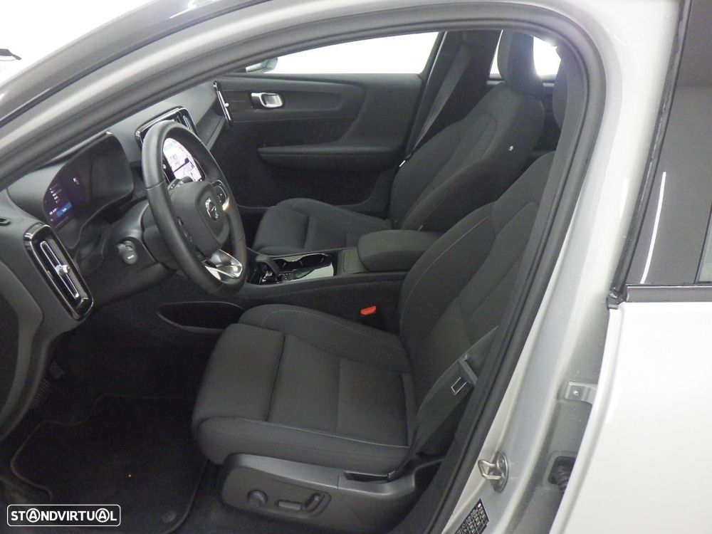 Volvo C40 Recharge Twin Motor Core - 6