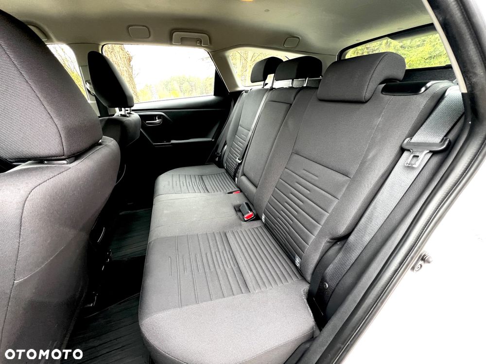 Toyota Auris 1.4 D-4D Comfort - 17