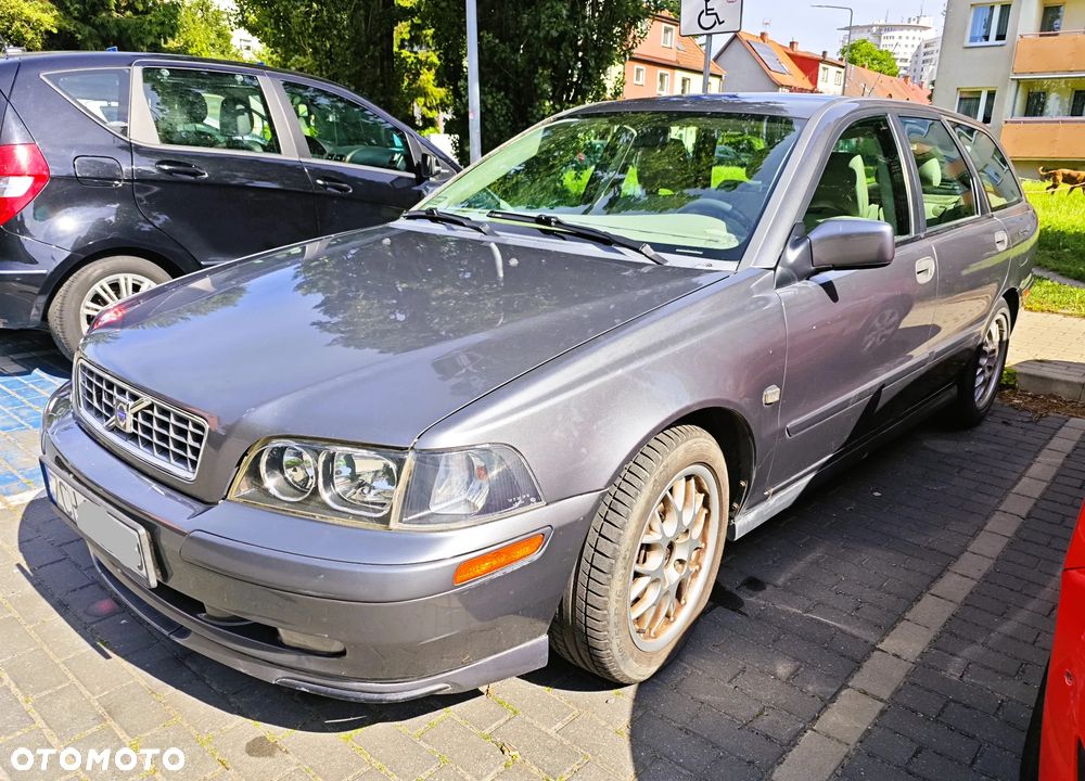 Volvo V40 1.6 - 3