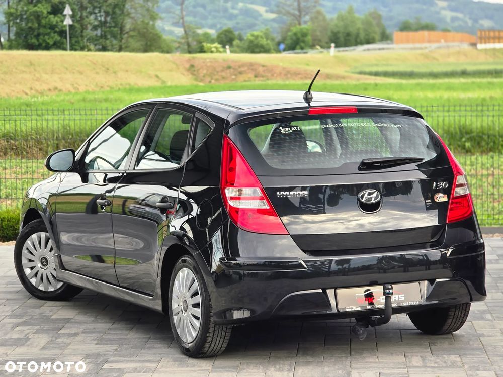 Hyundai i30 1.4 FIFA WM Edition - 16