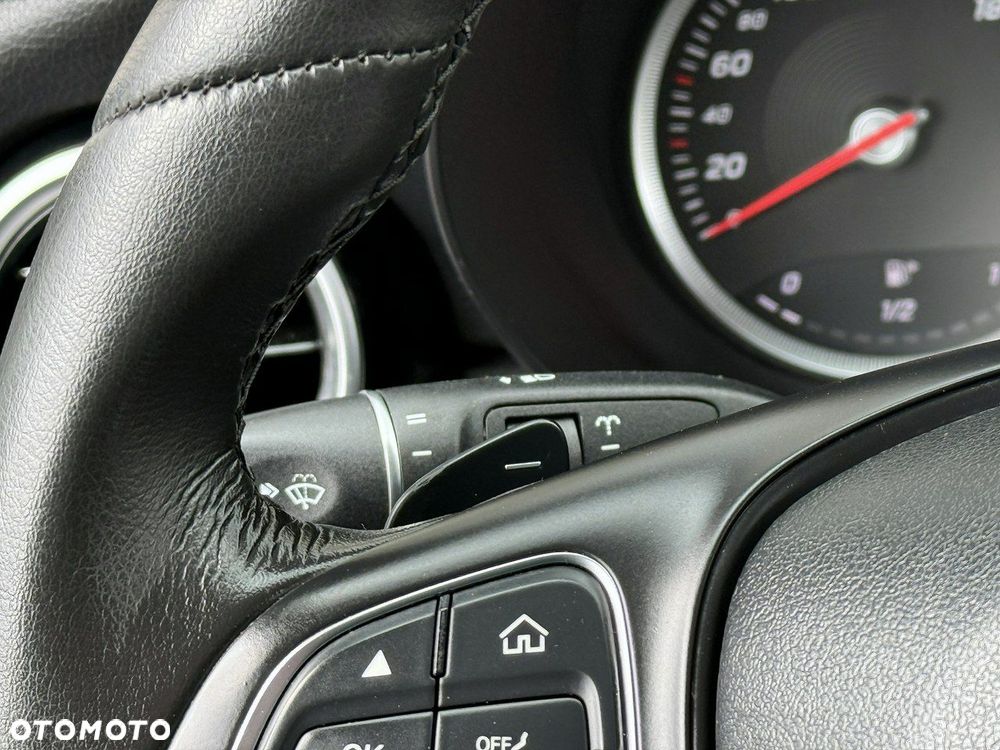 Mercedes-Benz Klasa C 200 (BlueTEC) d 7G-TRONIC - 19