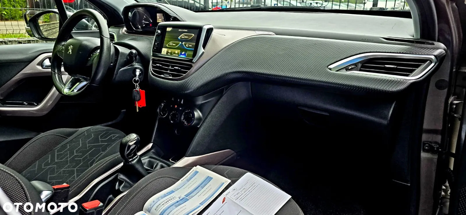 Peugeot 2008 1.2 VTi Allure - 12
