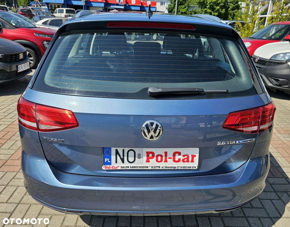 Volkswagen Passat - 10
