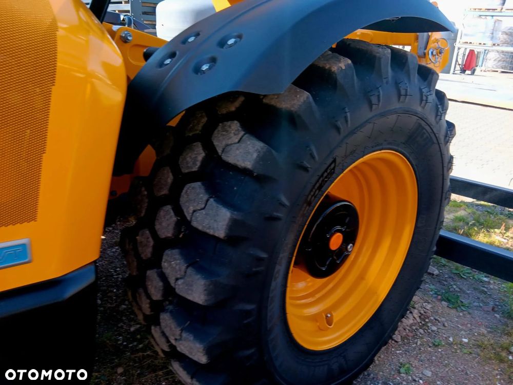 JCB 542-70 Agri Xtra - 6