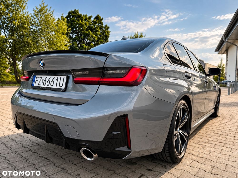 BMW Seria 3 320i - 9
