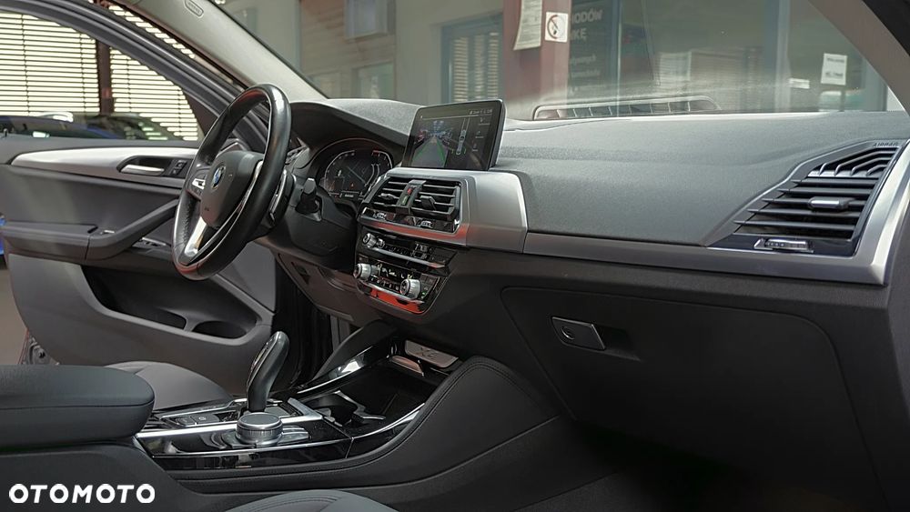 BMW X4 xDrive20i GPF sport - 15