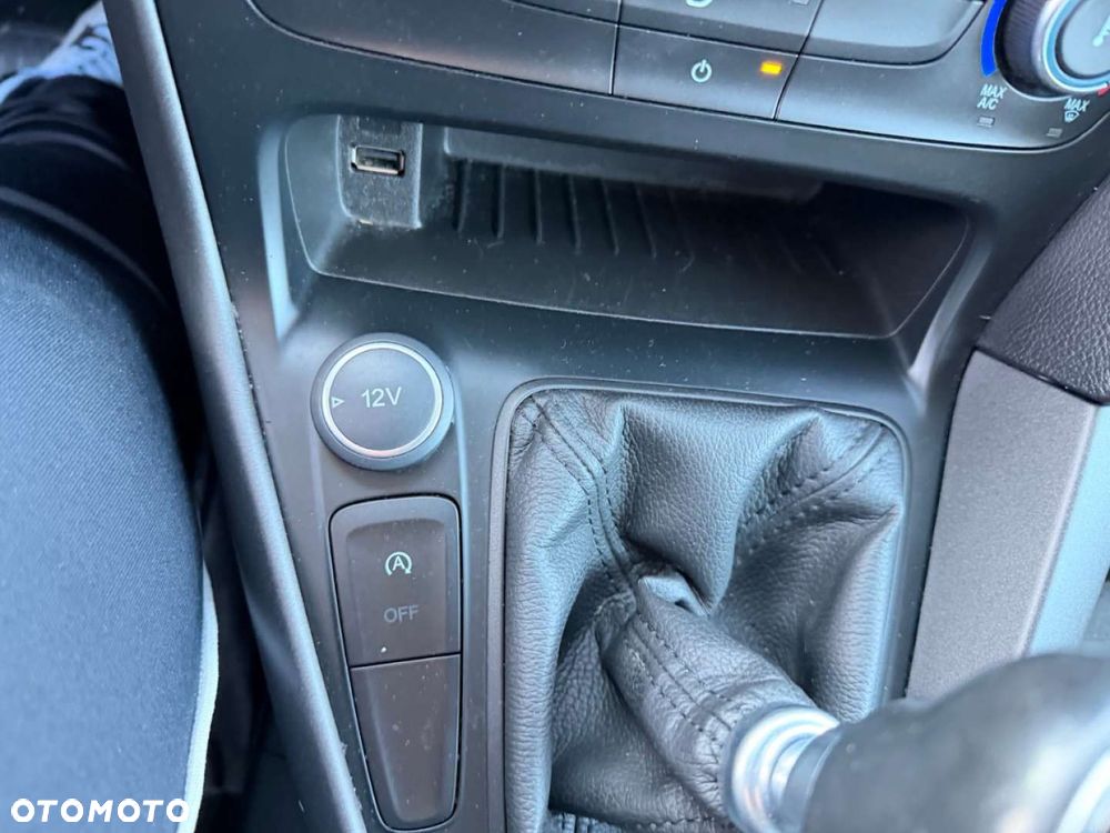 Ford Focus 1.0 EcoBoost Edition - 34