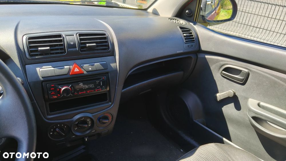 Kia Picanto 1.1 - 9