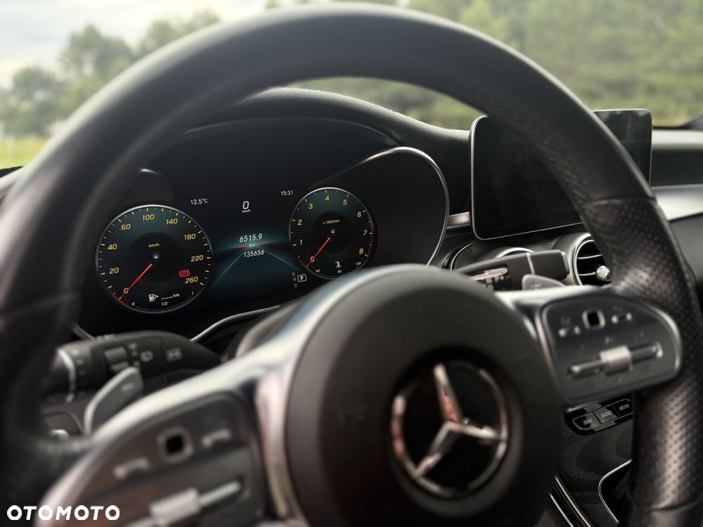 Mercedes-Benz Klasa C 300 9G-TRONIC AMG Line - 34