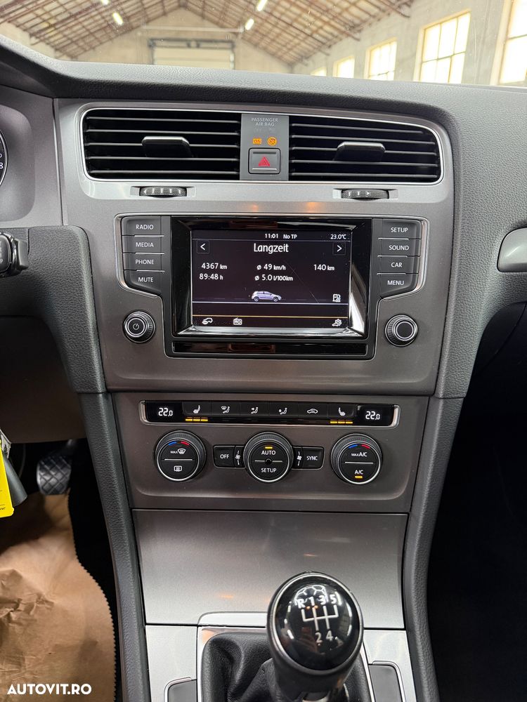 Volkswagen Golf 1.6 TDI BlueMotion Technology Trendline - 13