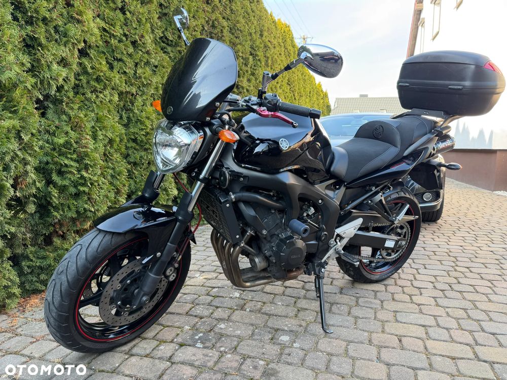 Yamaha FZ6 - 1
