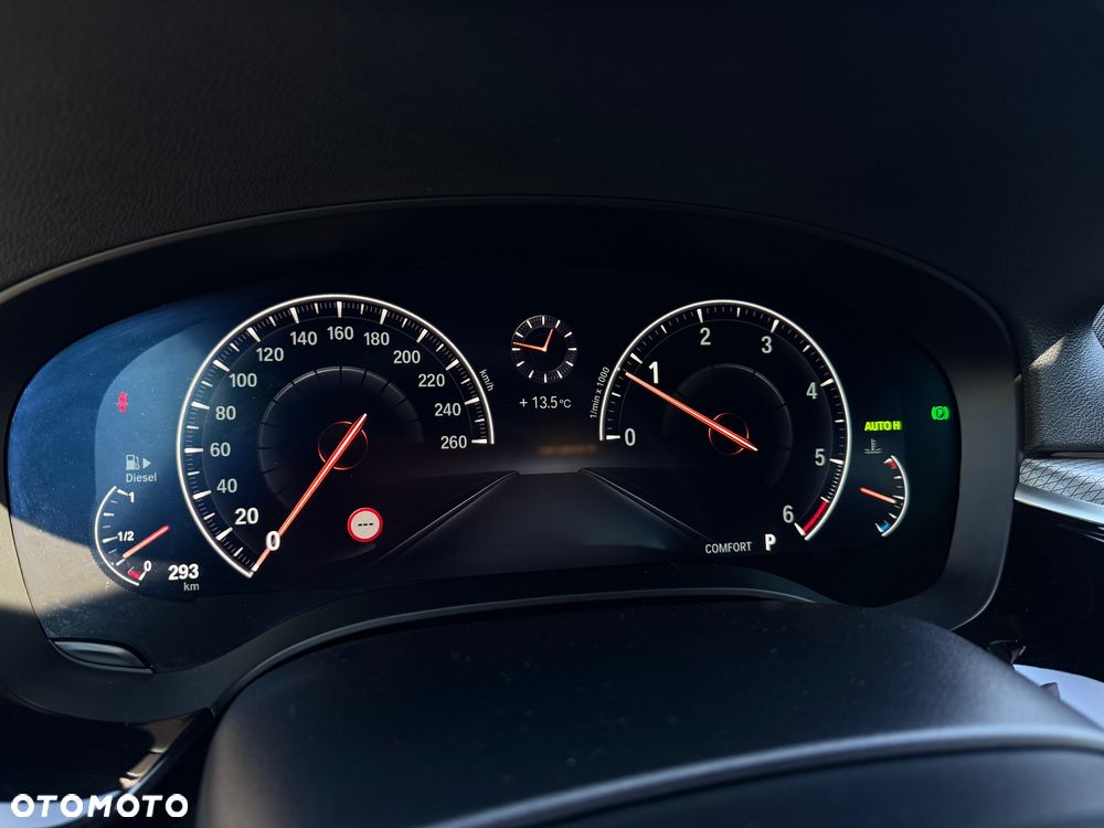 BMW Seria 5 520d xDrive M Sport sport - 28