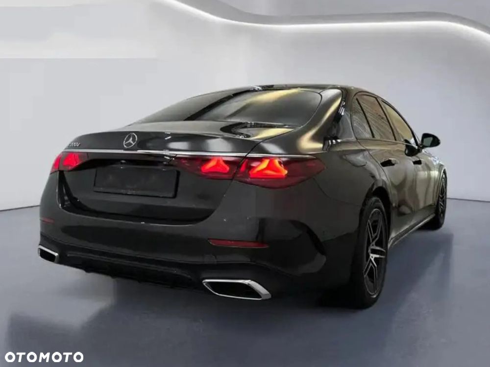 Mercedes-Benz Klasa E 220 d mHEV 4-Matic AMG 9G-Tronic - 4