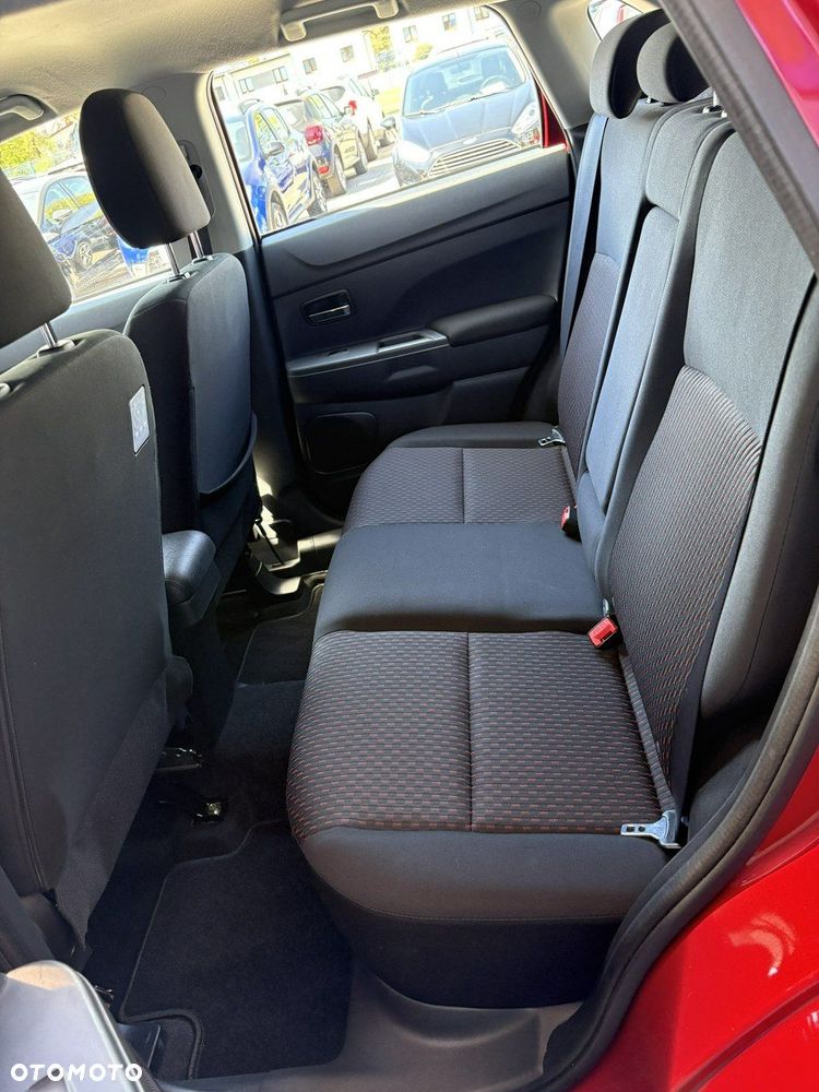 Mitsubishi ASX - 15