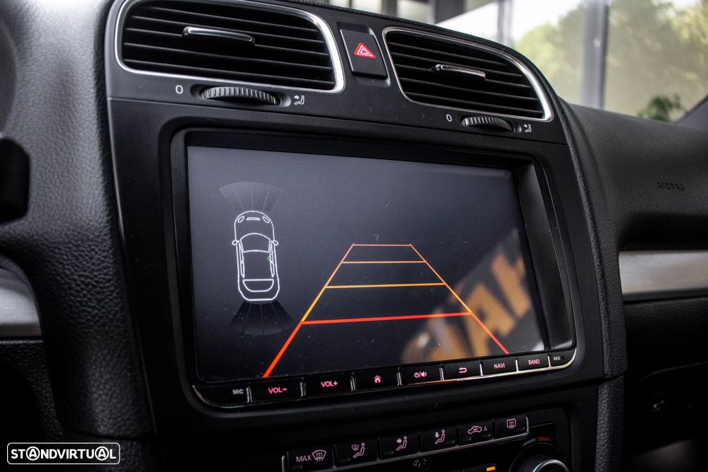 VW Golf 2.0 GTI DSG adidas - 35