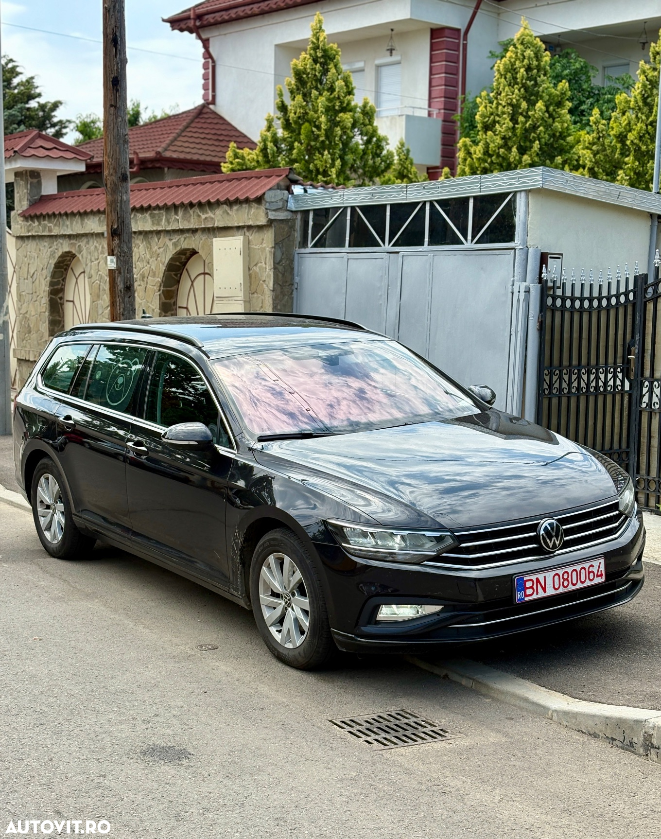 Volkswagen Passat Variant 2.0 TDI SCR DSG Business - 2