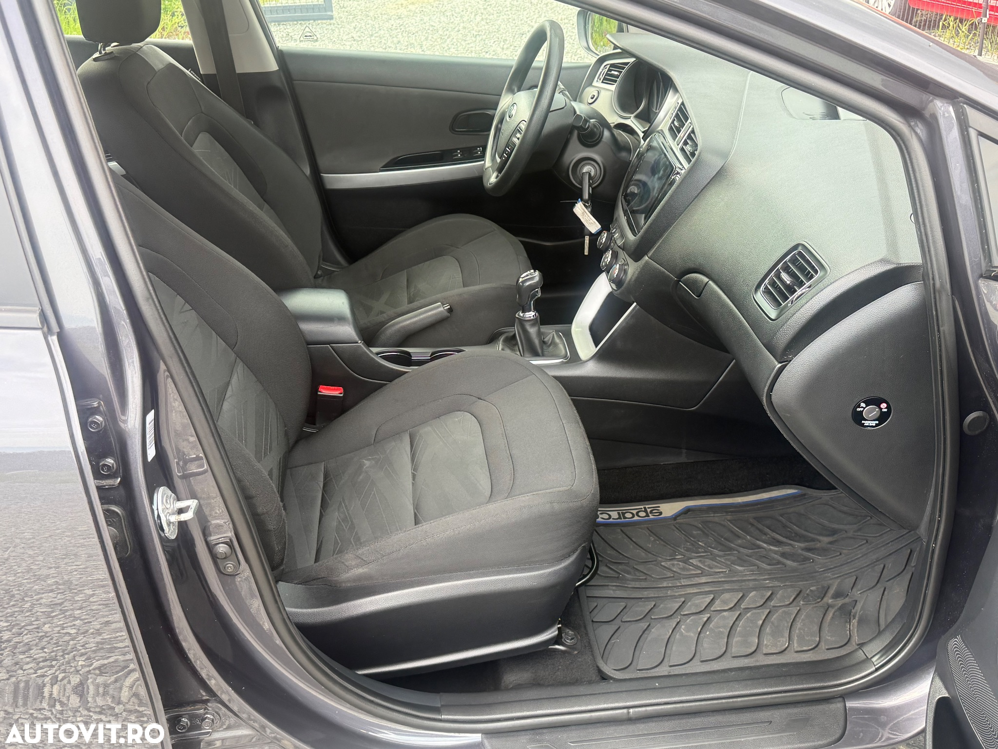 Kia Ceed 1.4 CRDi 90 SW Vision - 13