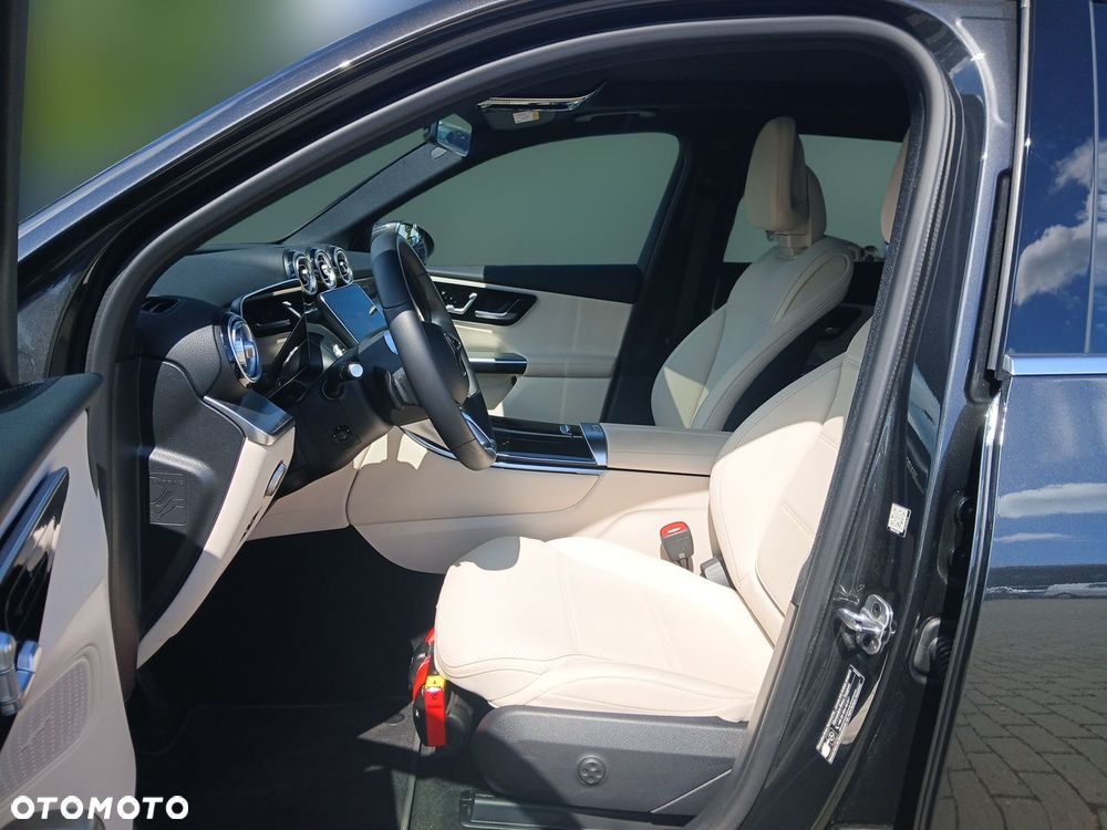 Mercedes-Benz GLC 200 4Matic 9G-TRONIC Avantgarde Advanced - 14