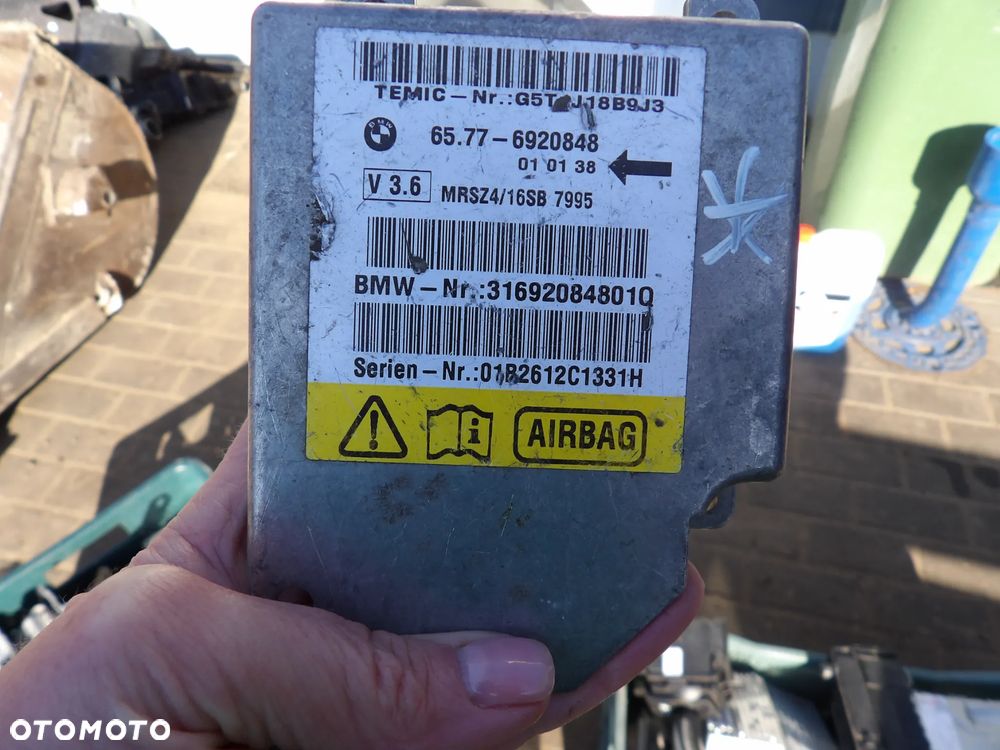 BMW - E38,E39- MODUŁ , STEROWNIK PODUSZEK POWIETRZNYCH - AIRBAG - 6920848 - 1