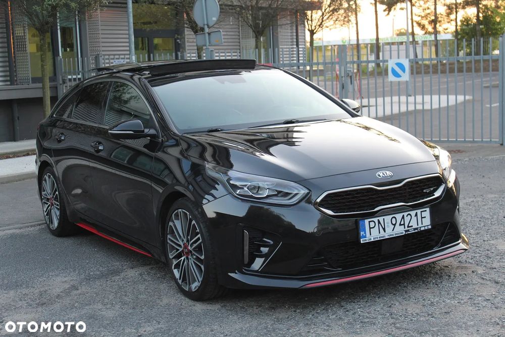 Kia ProCeed - 11