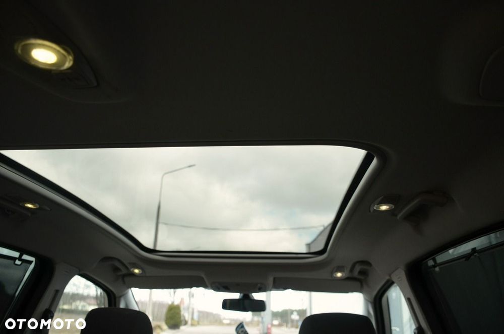 Ford S-Max - 21