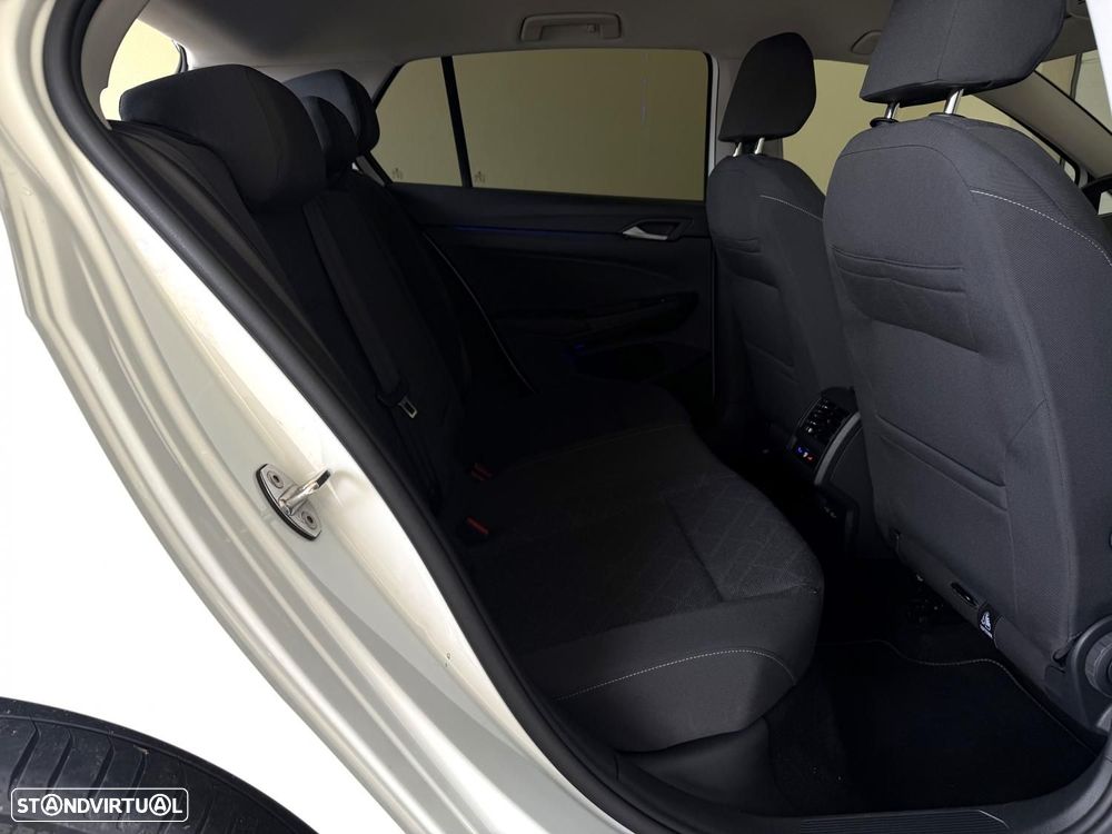 VW Golf 1.0 TSI Life - 16