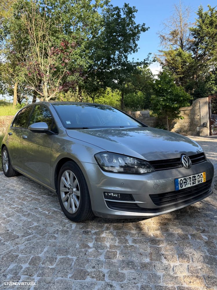 VW Golf 1.6 TDi BlueMotion DSG Trendline - 1